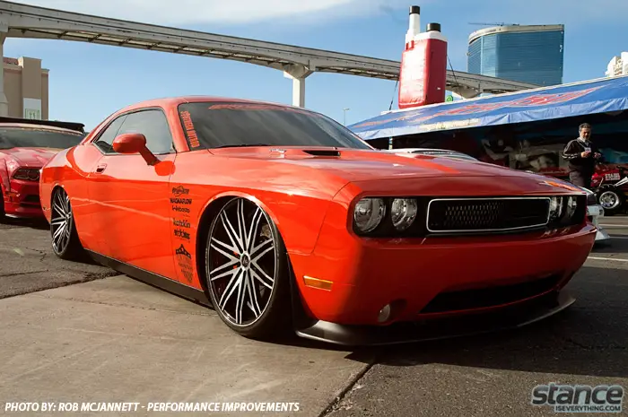 sema_2013_dodge_challenger