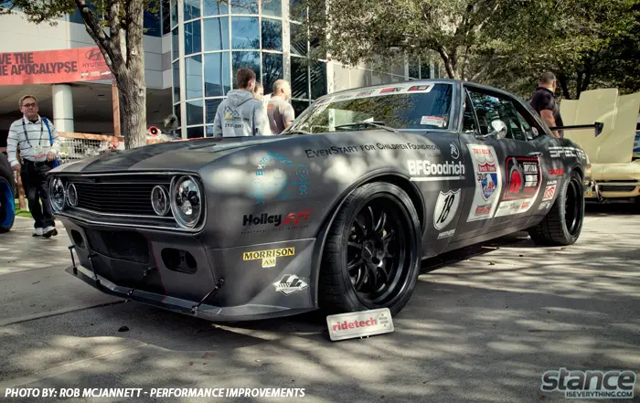 sema_2013_outside_optima_camaro