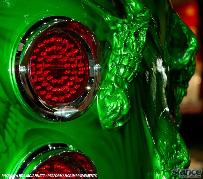 sema_2013_skull_bus_3