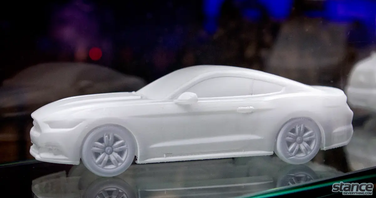 canadian_international_auto_show_2014_ford_3d_mustag