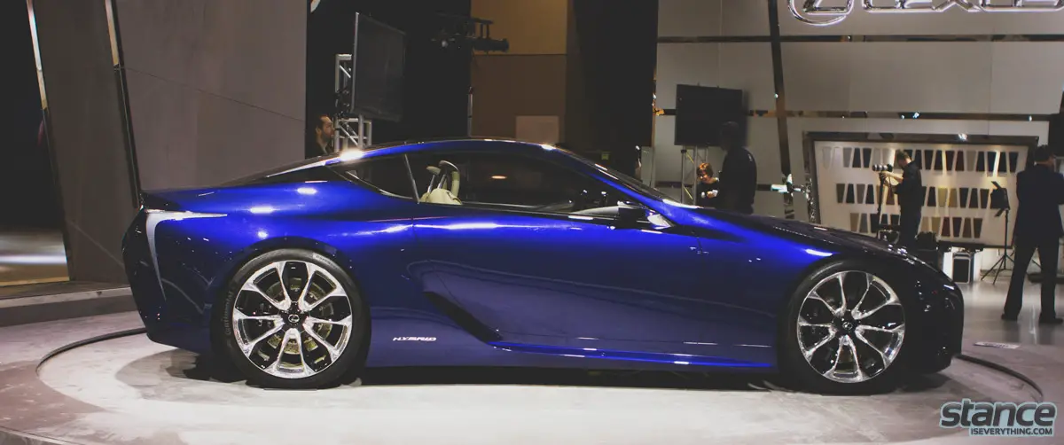 canadian_international_auto_show_2014_lexus_1