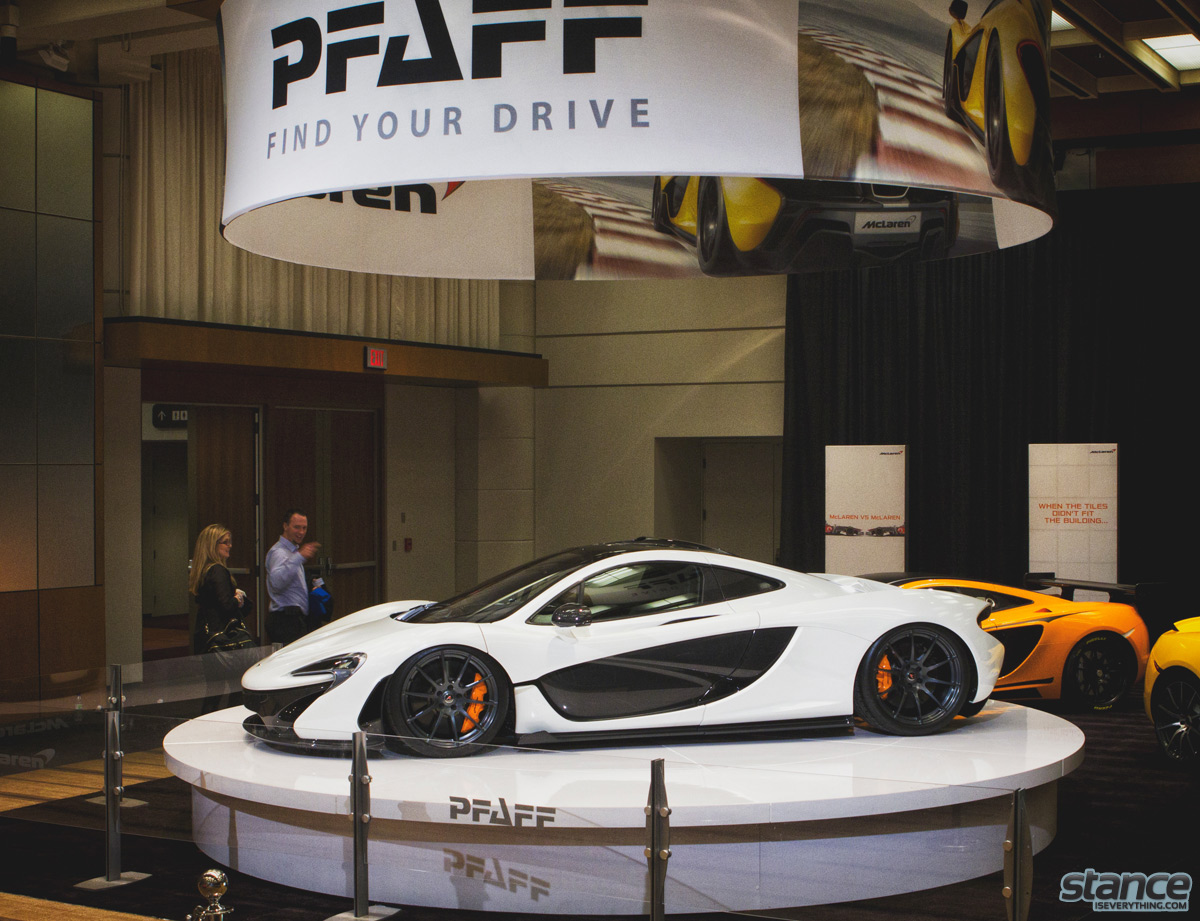 canadian_international_auto_show_2014_pfaff_mclaren_p1_side