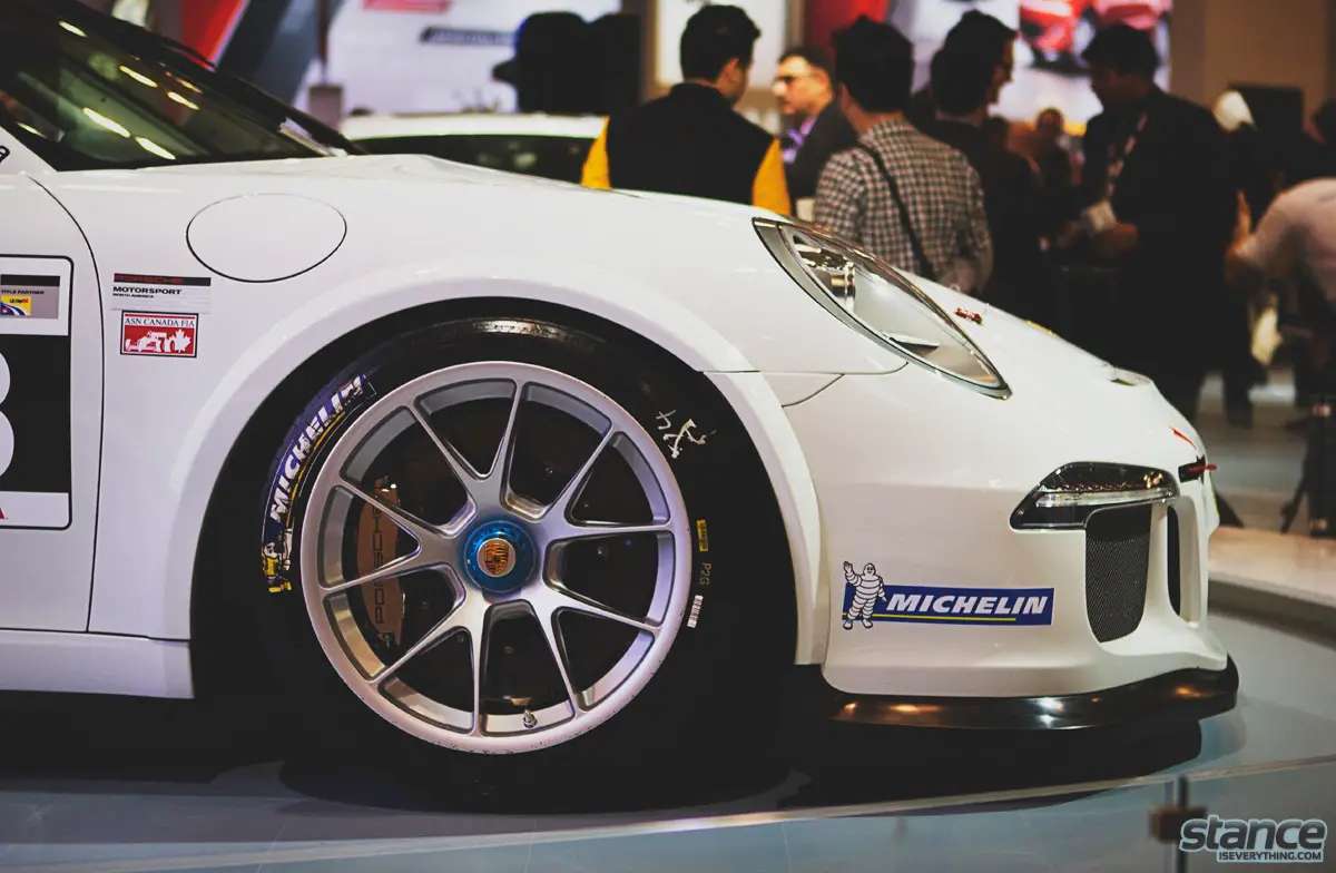 canadian_international_auto_show_2014_porsche_gt3_cup_side_close