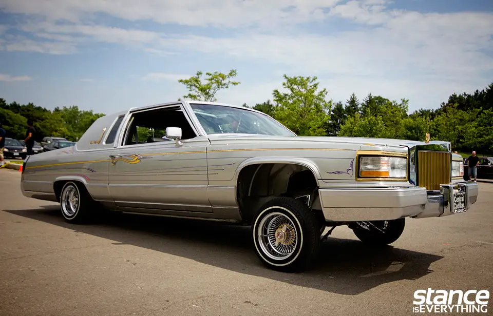 majesitcs-luxurious-toronto-2014-gold_leaf_towncar