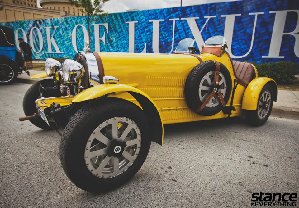 classics-at-the-square-bugatti-front