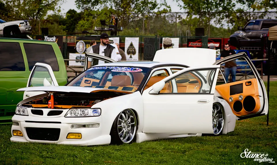 2014-reunited-car-show-nissan-maxima-1
