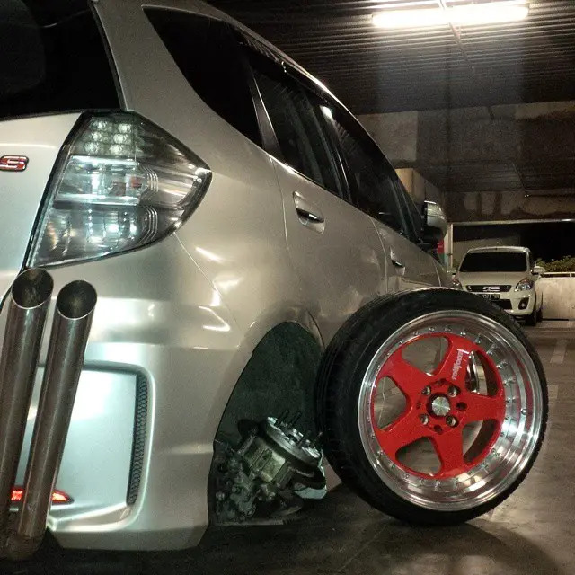 extreme negative camber extreme negative camber