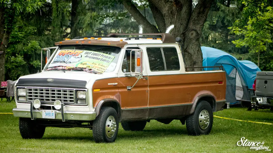 vanfest-2015-lifed-ford-van-pickup