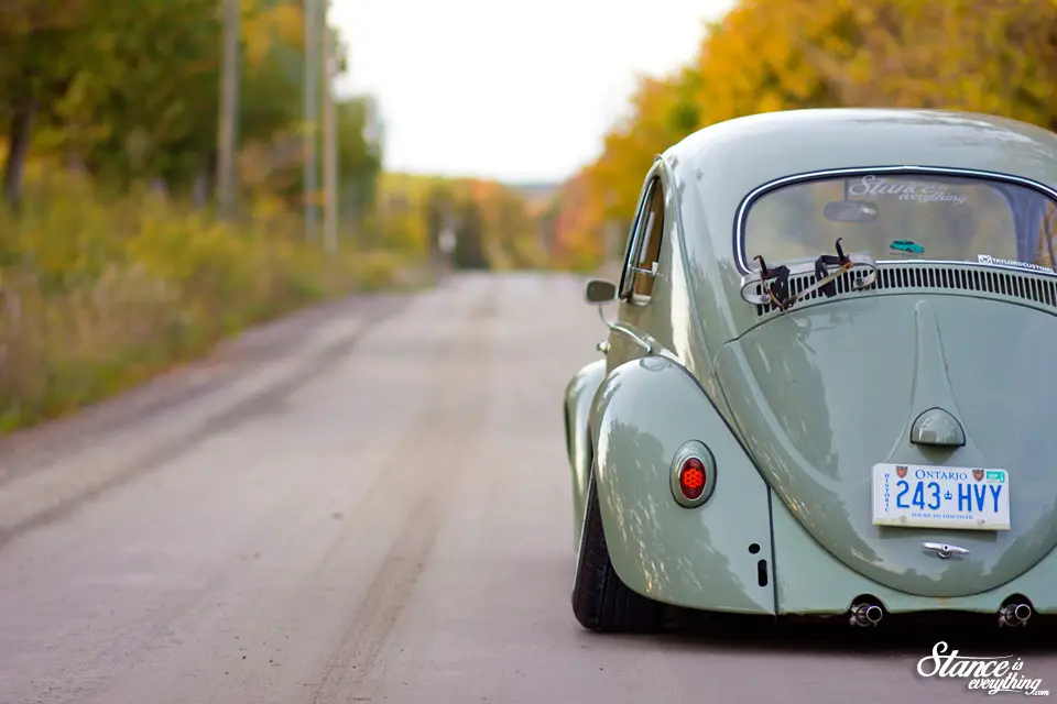 stance-is-everything-taylord-customs-slammed-beetle-rear-road-2