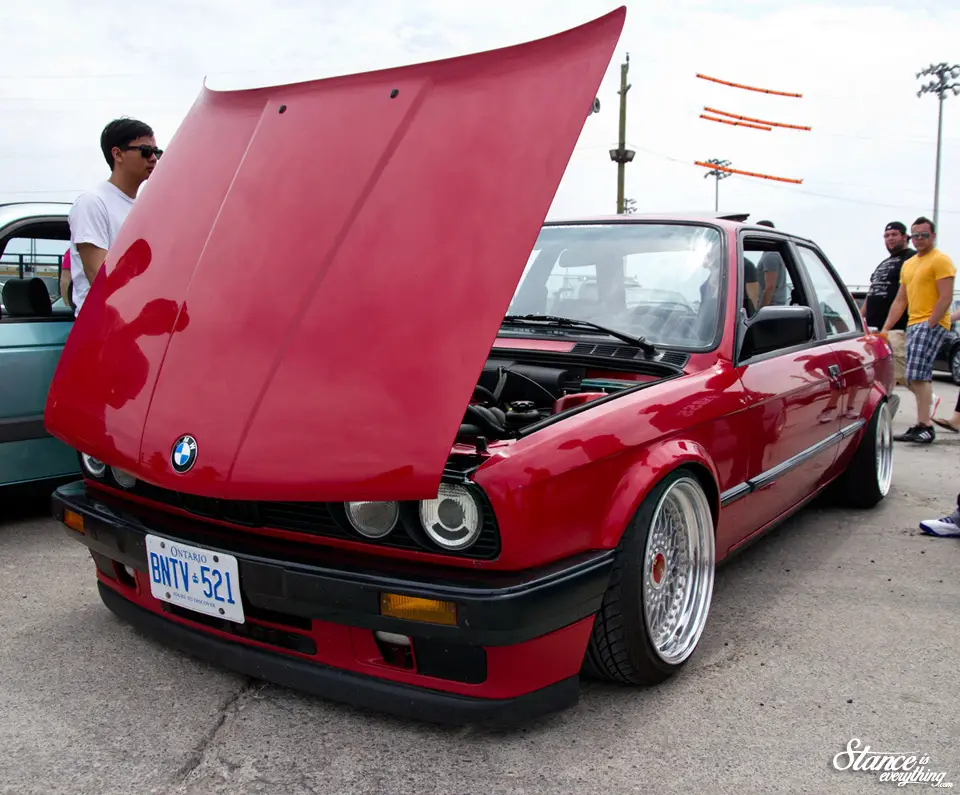 1-fitted-bays-steve-e30-1