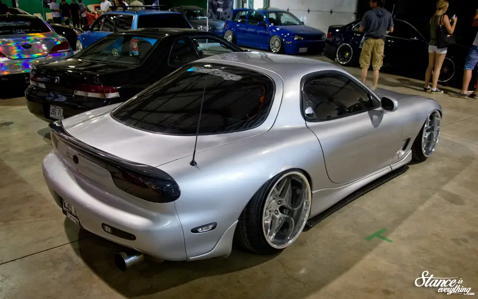 fitted-lifestyle-2016-bagged-rx7-2-dt