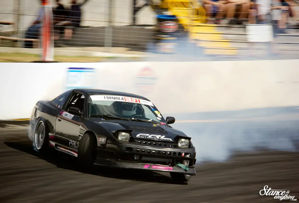 formula-drift-canada-2016-round-2-troy-manners-2