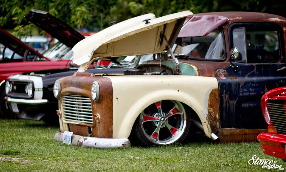 tottenham-classic-carshow-dodge-fargo-1