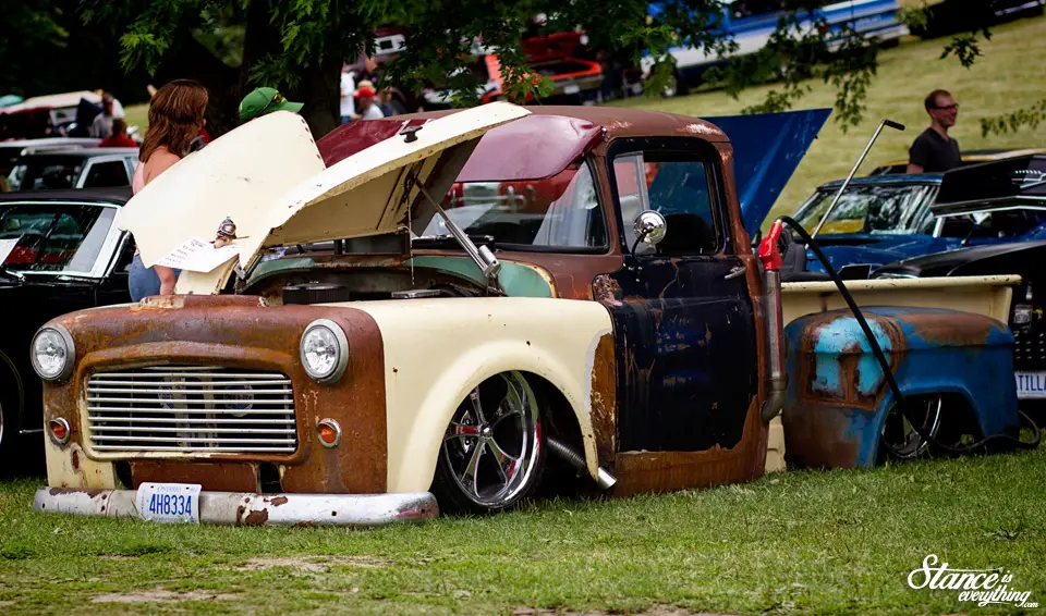 tottenham-classic-carshow-dodge-fargo-2